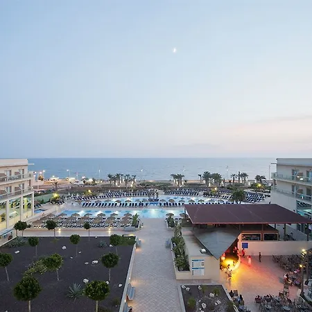 Cabogata Hotel